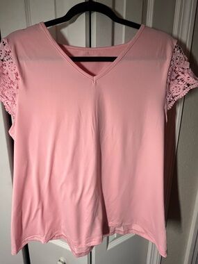 SHEIN women’s light pink skirt sleeve blouse with lace detail size XL  NWOT